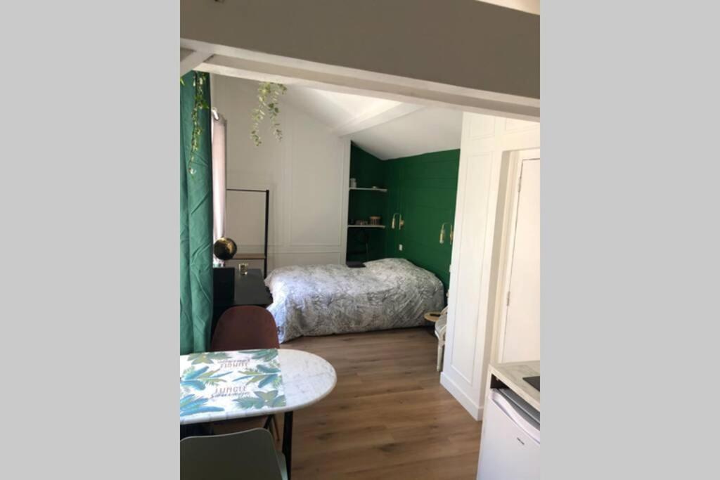 Studio Sous Les Toits Lione Esterno foto