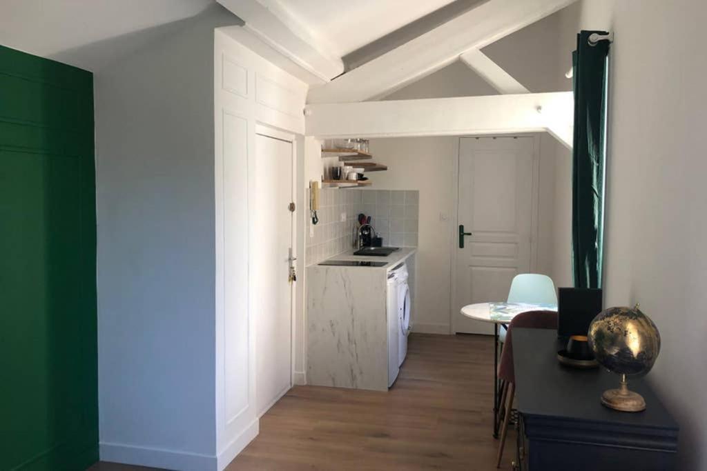 Studio Sous Les Toits Lione Esterno foto